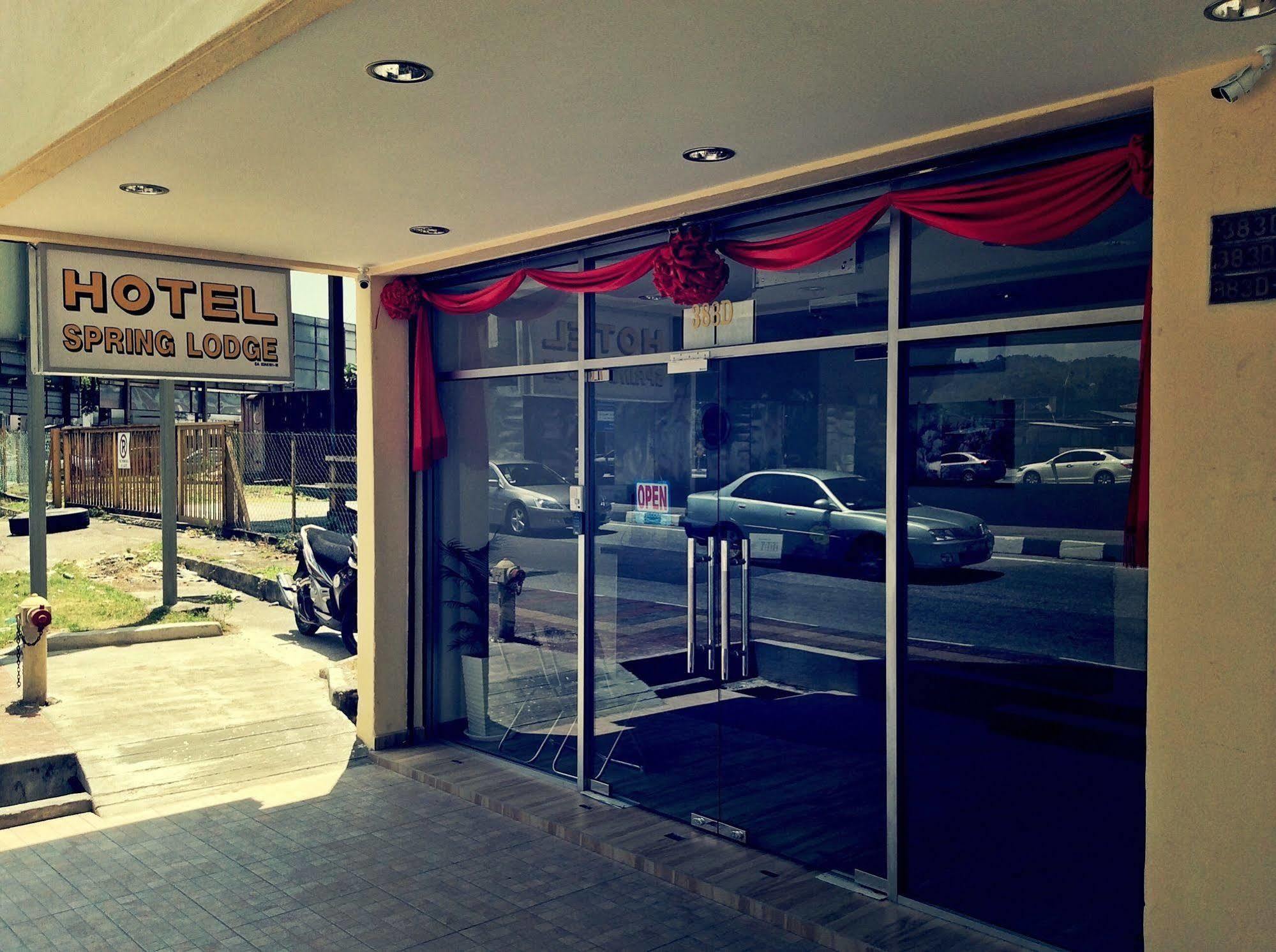 Oyo 172 Spring Hotel Куала Лумпур Екстериор снимка