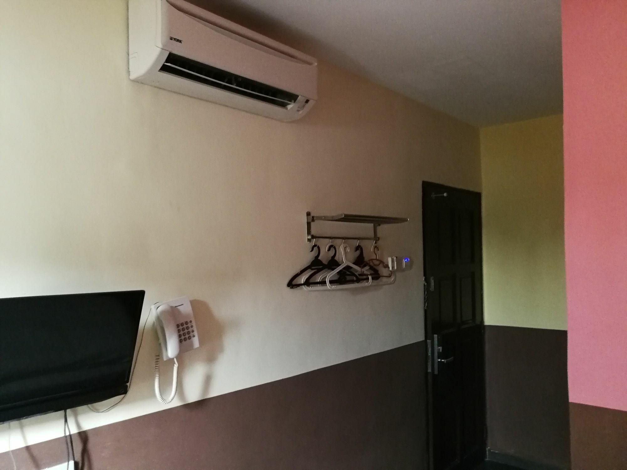 Oyo 172 Spring Hotel Куала Лумпур Екстериор снимка
